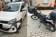 Coliso entre carro e moto deixa homem ferido no Centro de Ilhota