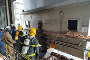 Silo que abastece caldeira na JBS de Gaspar pega fogo