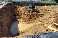 Colegas de trabalho resgatam homem que foi soterrado em obra em Blumenau