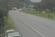 'Atingido pela escada': câmera grava colisão que matou motorista de caminhão em Ilhota