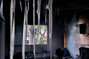 Populares apagam inc�ndio em resid�ncia em Ilhota