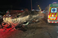 Carro a 180km/h atinge caminh�o e mata motorista na BR-101, em Balne�rio Cambori�