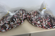 Pol�cia apreende R$1 milh�o em medicamentos irregulares e fecha quatro locais em Florian�polis