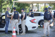 PRF mobiliza mais de 300 policiais de todo o Brasil para reforçar a segurança no Carnaval de SC