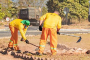 Quatro presos v�o atuar na limpeza de espa�os p�blicos de Gaspar