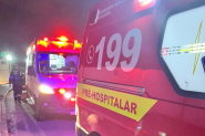 C�o morre e ocupantes de moto ficam feridos em acidente no Ba�, em Ilhota