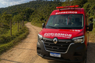 Mulher � picada por cobra jararaca no Alto Ba�, em Ilhota