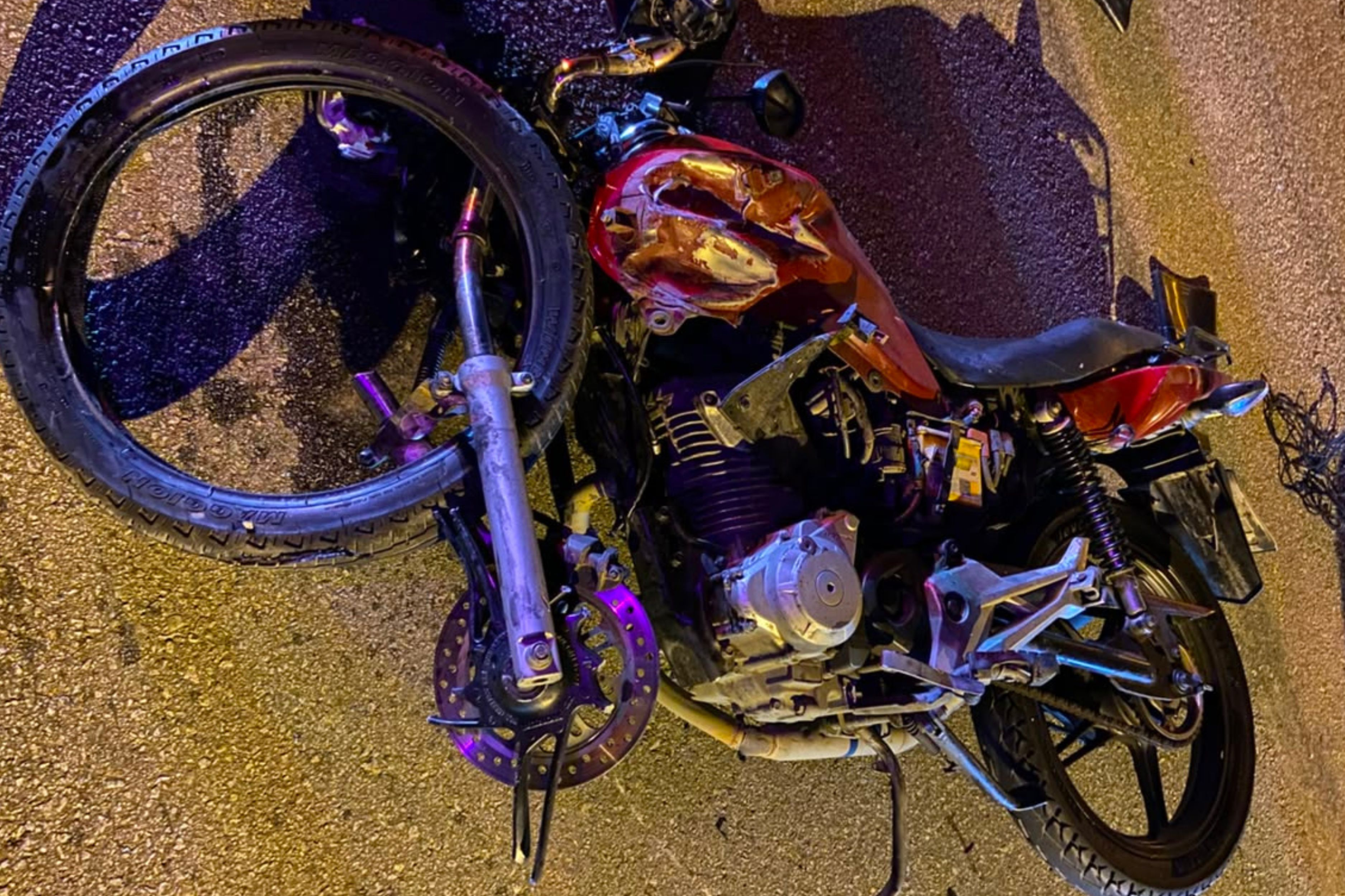Grav�ssimo acidente mata motociclista no Centro de Ilhota
